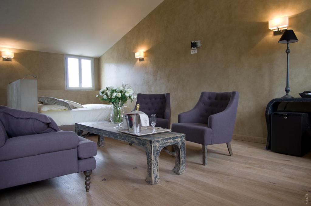 Charme & Business Hotel Lyon Limonest Szoba fotó
