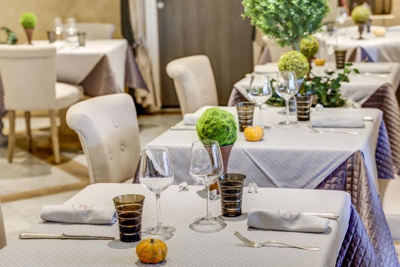 Charme & Business Hotel Lyon Limonest Kültér fotó